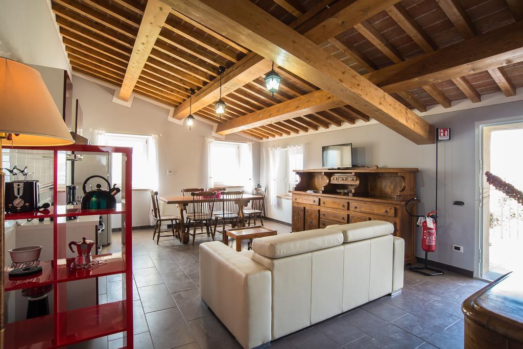 Agriturismo Il Frutteto Ghivizzano Exterior foto