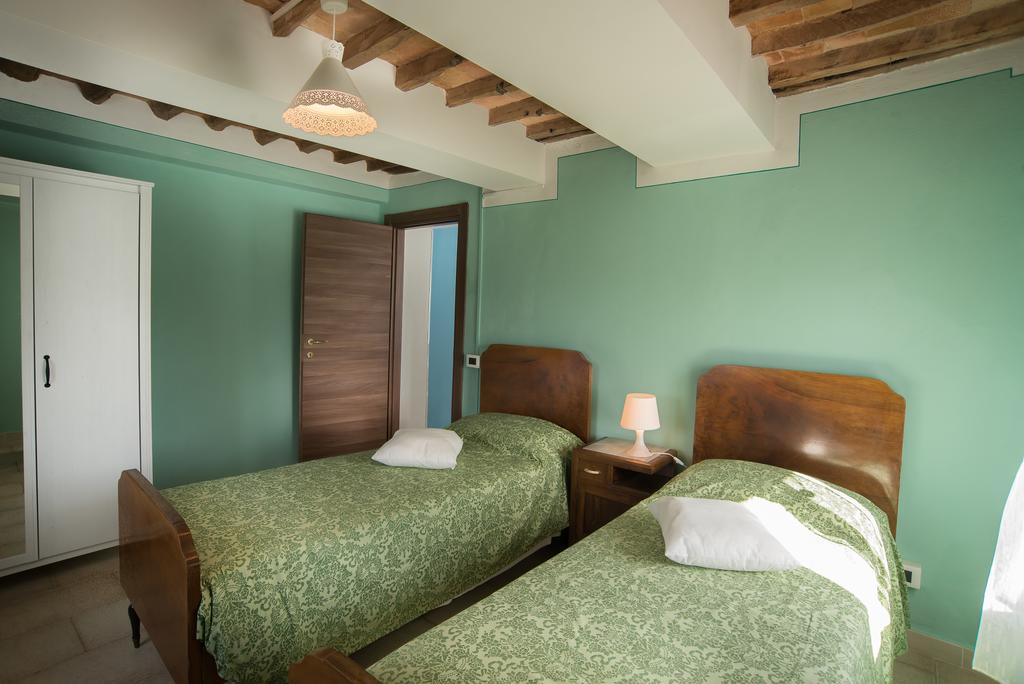 Agriturismo Il Frutteto Ghivizzano Exterior foto